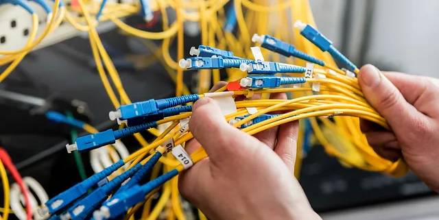 Cum să știu dacă am nevoie de servicii de recablare? 1 60759e cc3f1c38e1d54ff29c7b4a6afe9d03b4mv2